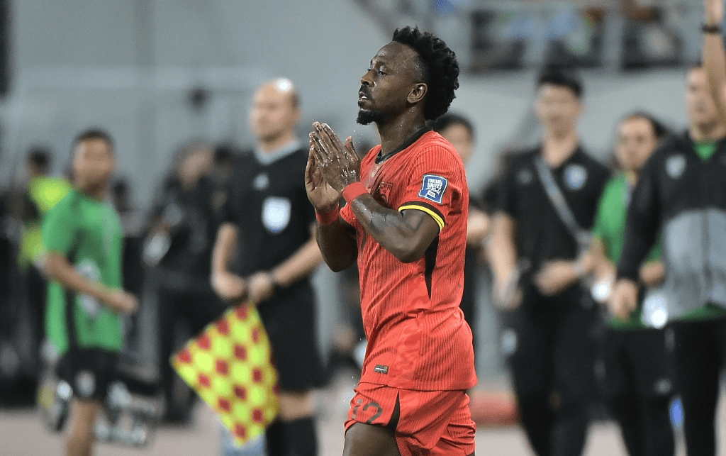 包含里程碑夜！北京国安扳平良机；足总杯清晨刷纪录；信心回归；纪律约束更严格的词条